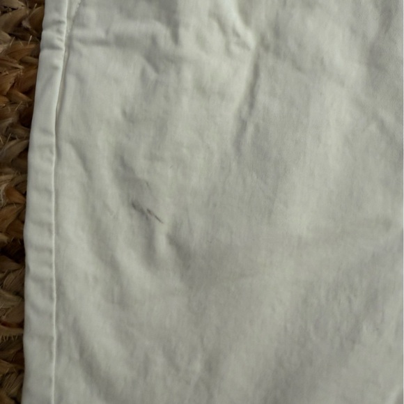 Vineyard Vines Men’s Size 42 Light Tan Khaki Shorts - Picture 2 of 6